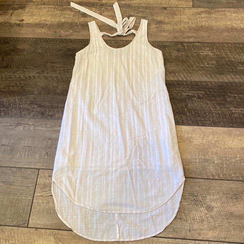 cloth & stone White Sleeveless Midi Shift Dress with Back Tie Detail - Picture 2 of 11